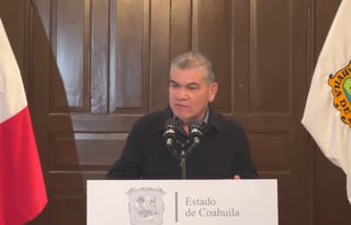 Riquelme aclaró que existen tres procesos penales en contra del exfuncionario que se tramitan en Saltillo. (ESPECIAL)