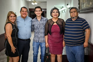 Azucena , Martín, Iván, Sume y Norman (EL SIGLO DE TORREÓN/EDDIE RUIZ)