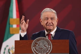 López Obrador reconoció que tuvo 'un desmayo transitorio', pero el secretario de Gobernación reiteró que no padeció un infarto. (ARCHIVO)