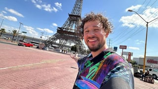 ¿Confunde Luisito Comunica la Torre Eiffel de París con la de Gómez?