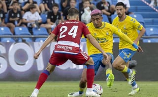Julián Araujo ofrece una gran actuación en la victoria de Las Palmas