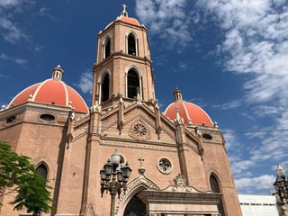 A tiempo, se atiende infraestructura de la catedral de Santa María de Guadalupe en Gómez Palacio. (EL SIGLO DE TORREÓN)