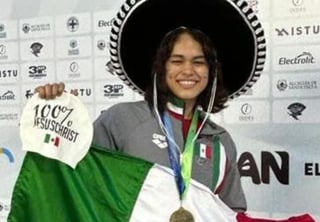 Andrea es la campeona de los juegos CONADE 2023 y del Campeonato Centroamericano y del Caribe de Natación, celebrado en El Salvador (ESPECIAL)