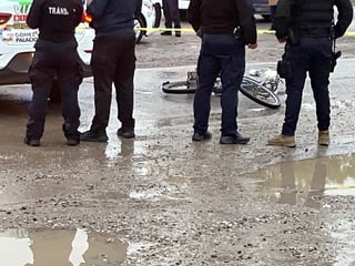 Un vehículo que se dio a la fuga arrolló a un hombre en Gómez Palacio.