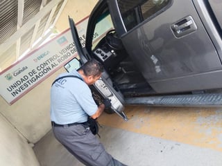 Los elementos de la Agencia de Investigación Criminal realizan de forma permanente operativos en los 38 municipios de Coahuila para detectar automóviles con reporte de robo. (ESPECIAL)