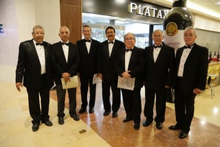 Ernesto, Ricardo García, José, Ney, Juan Gerardo Colunga, Mario Briseño y Carlos Rivera (EL SIGLO DE TORREÓN/ENRIQUE CASTRUITA)