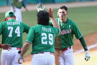 Por México destacó a la ofensiva Édgar “Conejo” Robles, con tarde de 3-2 con un jonrón de campo (ESPECIAL)