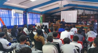 La Dirección de Prevención Social realiza visitas en las escuelas para impartir pláticas. (EL SIGLO DE TORREÓN)