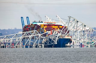 La madrugada del martes un barco carguero se estrelló con el puente de Baltimore. 