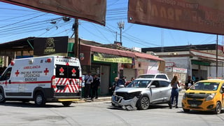 Choque en el centro de Torreón (EL SIGLO DE TORREÓN)