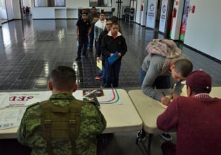 La entrega de documentos iniciará a las 8:45 de la mañana de lunes a viernes; piden puntualidad a los interesados.