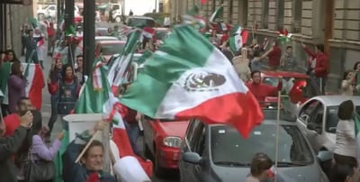 Televisa lanzó un spot para conmemorar el Día de la Bandera al ritmo de cumbia. (ESPECIAL)