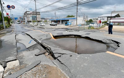 El terremoto causó daños en Osaka. (AP) 