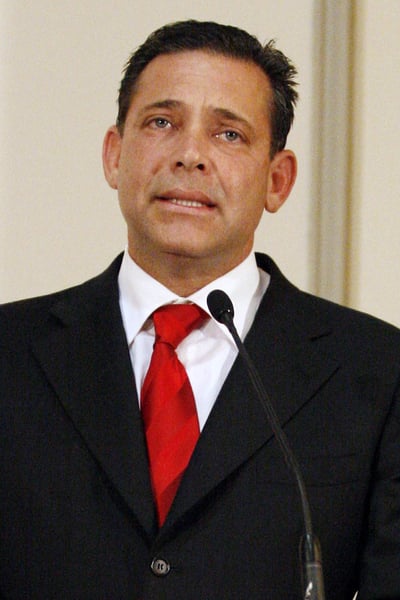 El exgobernador priista de Tamaulipas, Eugenio Javier Hernández Flores (2005-2010), utilizó 11 empresas, una de ellas dedicada a la venta de locales en centros comerciales para lavar más de 40 millones de pesos desde el 2000. (ARCHIVO)