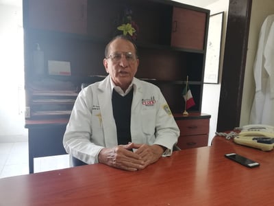 El director de Salud Municipal, Cecilio Medina, señaló que tomarán el compromiso con las villas. (EL SIGLO DE TORREÓN/VIRGINIA HERNÁNDEZ)