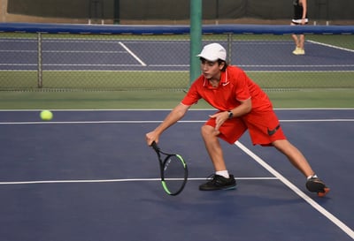 Una gran cantidad de tenistas infantiles y juveniles tendrán actividad en las canchas del Campestre Torreón y del Club Montebello. (ARCHIVO)