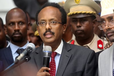 En la fotografía, el presidente Mohamed Abdullahi de la República Federal de Somalia. (ARCHIVO) 