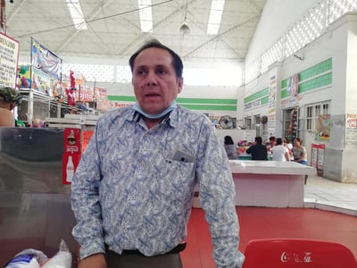 Usan las redes sociales para reactivar la venta de alimentos preparados en el Mercado Donato Guerra en Lerdo. (ARCHIVO)
