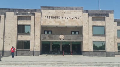 La administración municipal de Piedras Negras lleva registrados un total de 473 propietarios de negocios de la localidad, que contemplan solicitar créditos a Nacional Financiera y que pueden acceder a montos que van de los 50 mil a los 2.5 millones de pesos. (ARCHIVO)