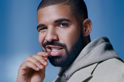 El cantante y rapero canadiense Drake colocó su más reciente producción discográfica titulada Dark Lane Demo Tapes, en el primer lugar de las listas de reproducción en Estados Unidos. (ESPECIAL)