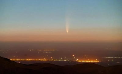 Usuarios en redes sociales compartieron fotografías del paso del cometa durante este fin de semana (CAPTURA)  