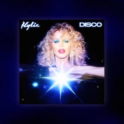 'Disco' llegará dos años después de que la originaria de Melbourne lanzara Golden, el cual contó con canciones como 'Dancing', 'Radio On', 'Love' y 'One Last Kiss'.
(INSTAGRAM)