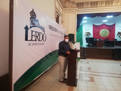 El alcalde de Lerdo, Homero Martínez Cabrera, indicó que AMLO se comprometió a reunirse para escuchar las peticiones.