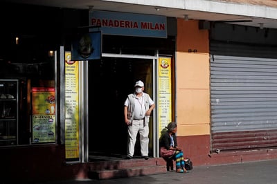 La actividad económica de Latinoamérica podría crecer un 3.7% en 2021 a medida que los países flexibilicen las restricciones impuestas para controlar la pandemia de coronavirus, pero “el repunte será muy débil” y en un escenario negativo podría ser incluso menor al 2%, dijo el martes el Banco Mundial. (ARCHIVO) 
