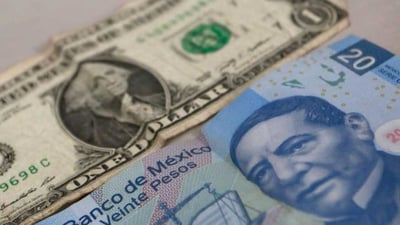 Banxico explicó que la reducción semanal en la reserva internacional de 80 millones de dólares fue resultado principalmente del cambio en la valuación de los activos. (ARCHIVO) 