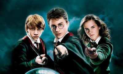 HBO Max está preparando una serie sobre el universo de fantasía de Harry Potter que sería la primera incursión televisiva de la célebre saga sobre el niño mago. (ESPECIAL) 