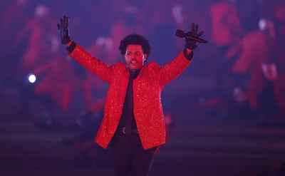 Para muchas personas, la presentación de The Weeknd durante el medio tiempo pasó sin pena ni gloria, tan es así que internautas no dudaron en decir que los Chicos de Barrio o Tropicalísimo Apache habrían dado un mejor show. (ARCHIVO)  
