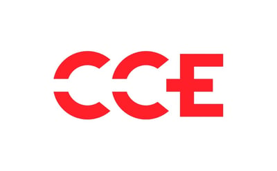 Luego de 45 años, la máxima cúpula empresarial deja su logo piramidal de letras verdes y toma uno color rojo en el que se mantienen las siglas CCE. (ARCHIVO) 