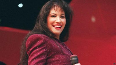 A los 23 años Selena Quintanilla estaba convertida en una figura sobresaliente en la música regional mexicana, estaba a punto de entrar al mercado anglosajón, era ya un referente en la moda y arrasaba con las listas de popularidad y los premios dentro de su género musical, incluidos los Grammy. (ESPECIAL) 