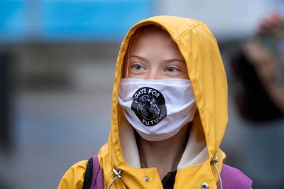 La activista medioambiental Greta Thunberg pidió hoy solidaridad internacional y que los países que ya han vacunado contra la COVID-19 a sus grupos de riesgo compartan las vacunas con países que no tienen acceso a ellas. (ARCHIVO) 

 