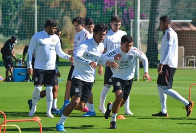 La Selección Mexicana tuvo ayer su último entrenamiento previo al amistoso de hoy ante Arabia Saudita. (CORTESÍA FMF)