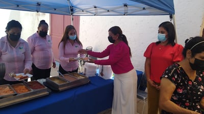Desde ayer el DIF Matamoros ofrece alimentos a personas de la tercera edad.