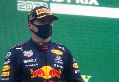 El holandés Max Verstappen (Red Bull), que se anotó este domingo el lluvioso Gran Premio de Bélgica, el duodécimo del Mundial de Fórmula Uno, declaró en el circuito de Spa-Francorchamps que 'está bien ganar, pero no así, sin dar vueltas'.