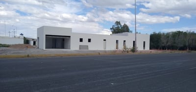 El CREE en construcción se ubica entre la calle Matamoros y periférico, en una área de 2,741 m2 que es propiedad del Estado. (EL SIGLO DE TORREÓN)