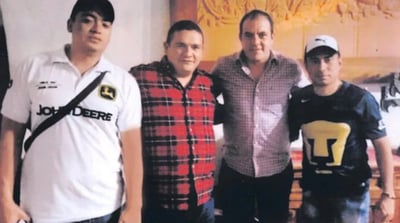 La foto de Cuauhtémoc Blanco con supuestos narcotraficantes desató polémica contra el exfutbolista (CAPTURA) 