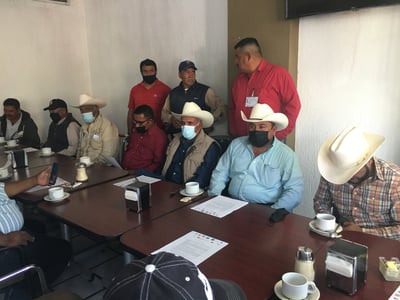 Piden intervención del estado tras elección de nuevo delegado en módulo de riego 13, no se ha entregado la maquinaria.