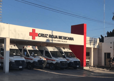 El hombre fue llevado a las instalaciones de la Cruz Roja de Gómez Palacio, adonde ingresó sin signos vitales. (EL SIGLO DE TORREÓN)
