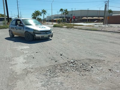 Trabajadores y empresarios del sector demandan una mejoría en el bulevar San Pedro, del parque industrial Ferropuerto Mieleras.
