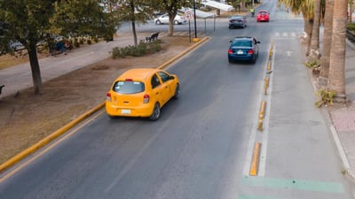 Sí va arreglo de banquetas en la calzada Colón de Torreón, pese a cancelación del proyecto de ciclovía. (EL SIGLO DE TORREÓN)