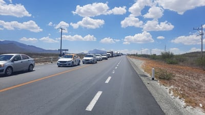 El diputado federal, Samir Fernández no supo responder de cuánto será el presupuesto para Coahuila en el rubro carretero. (EL SIGLO DE TORREÓN)
