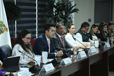 El director del SIMV compareció ante los regidores de Torreón. (FERNÁNDO COMPÉAN / EL SIGLO DE TORREÓN)