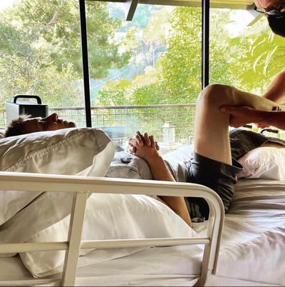 Imagen Actor Jeremy Renner se rompe más de 30 huesos en su accidente