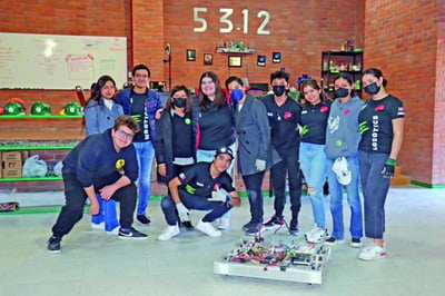 Es la décima ocasión en que el equipo Lobotics 5312, de la preparatoria Carlos Pereyra, participa en la competencia FIRST, en el reto de construir un robot.
