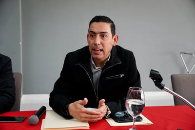 'Se reúnen en secreto y solo los representantes del gobierno', dijo Alfonso Montellano, presidente de Canacintra Gómez Palacio. (EDUARDO RUIZ)