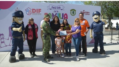 Imagen DIF y Sedena celebran el Día de la Familia en Frontera