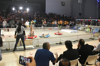Una gran emoción se vivió en el arranque de las rondas de clasificación en el torneo de FIRST Laguna Regional celebrado en Torreón. (FERNANDO COMPEÁN)